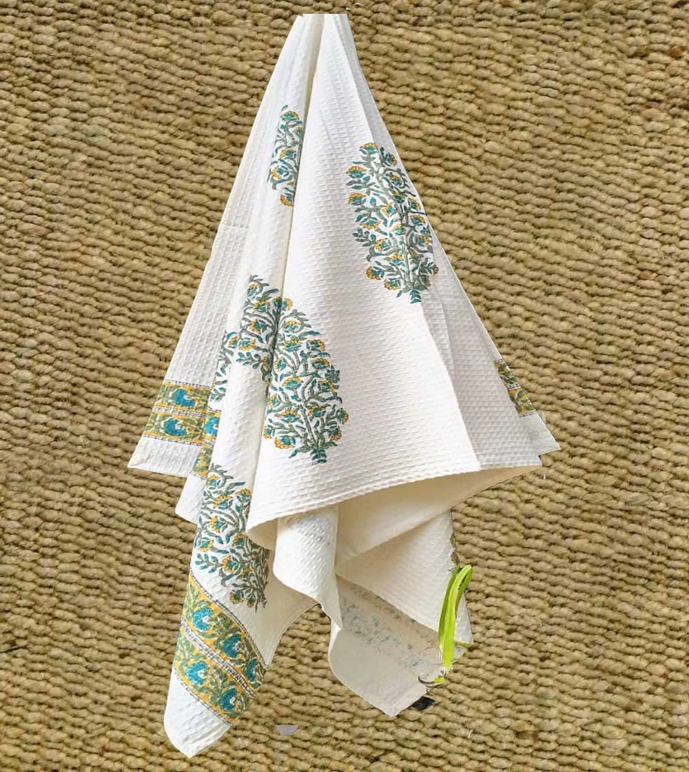 Bath Towel 18
