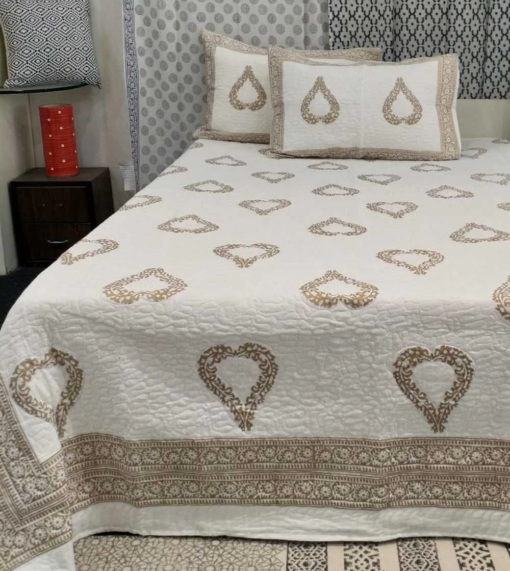 Quilted Bed Cover 8